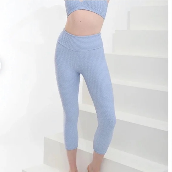 Booty by Brabants Something blue curvy leggings and sports bra - Picture 1 of 1